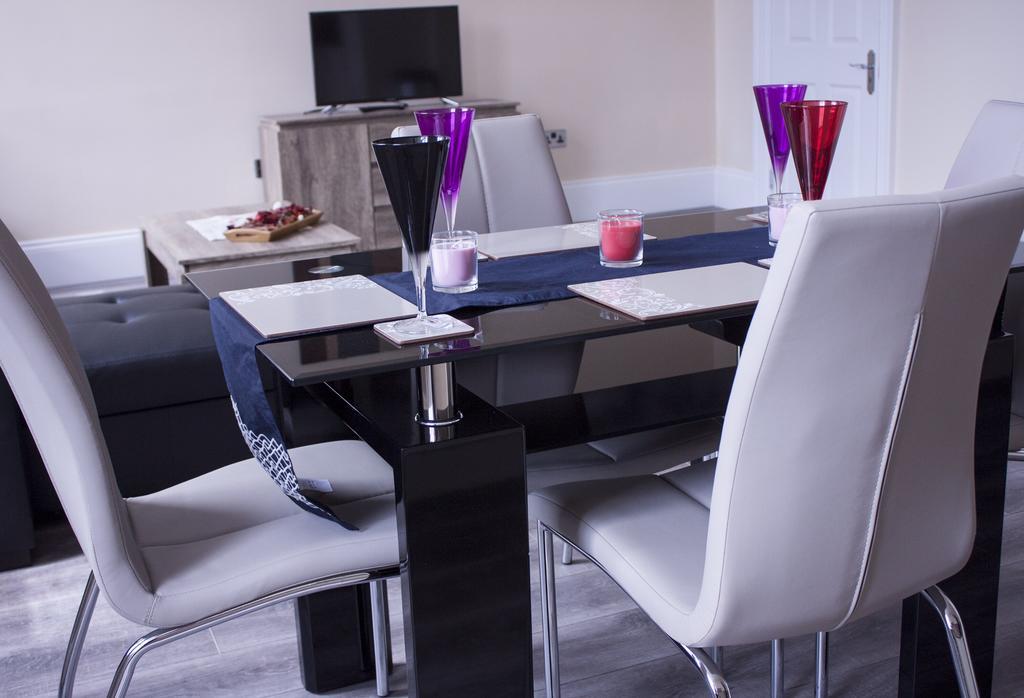 Lux Aparts Wakefield Central Εξωτερικό φωτογραφία