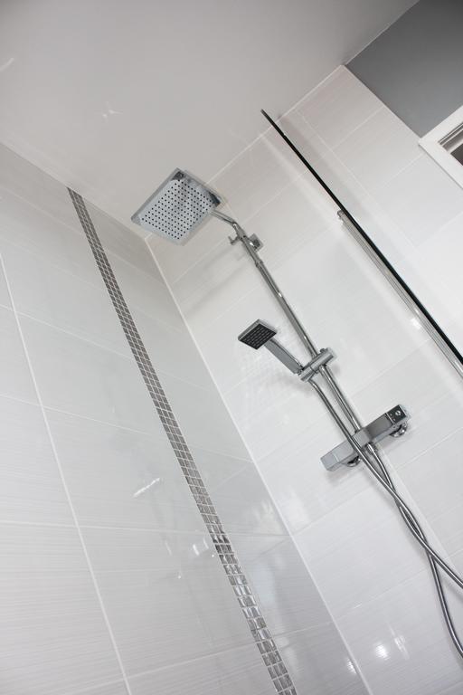 Lux Aparts Wakefield Central Εξωτερικό φωτογραφία