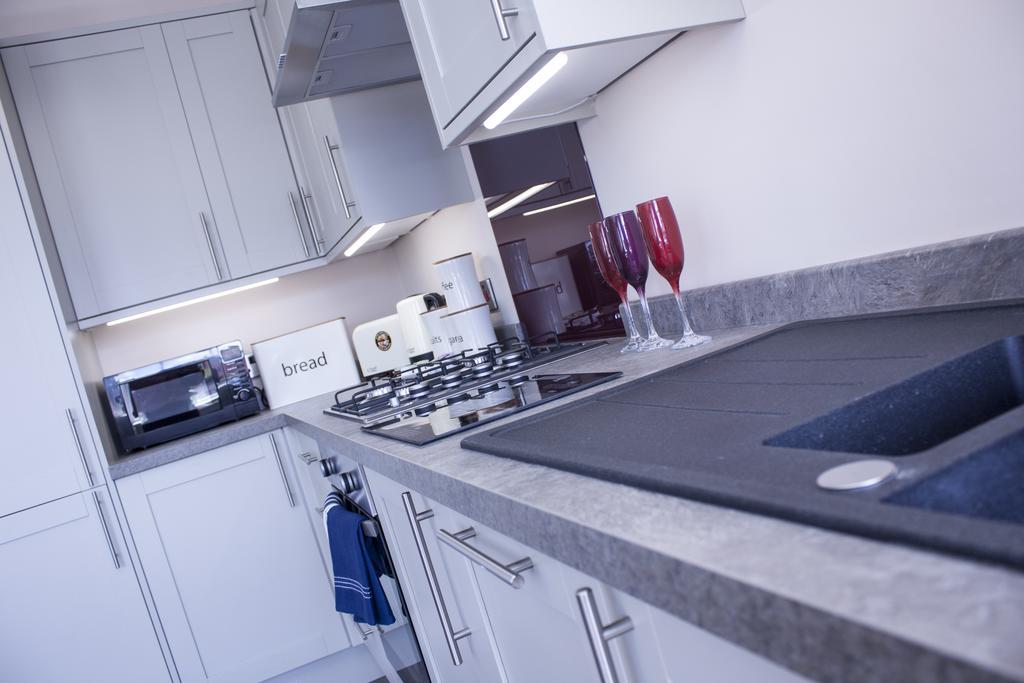 Lux Aparts Wakefield Central Εξωτερικό φωτογραφία