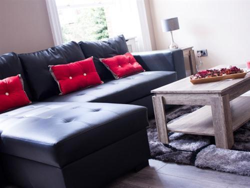 Lux Aparts Wakefield Central Εξωτερικό φωτογραφία